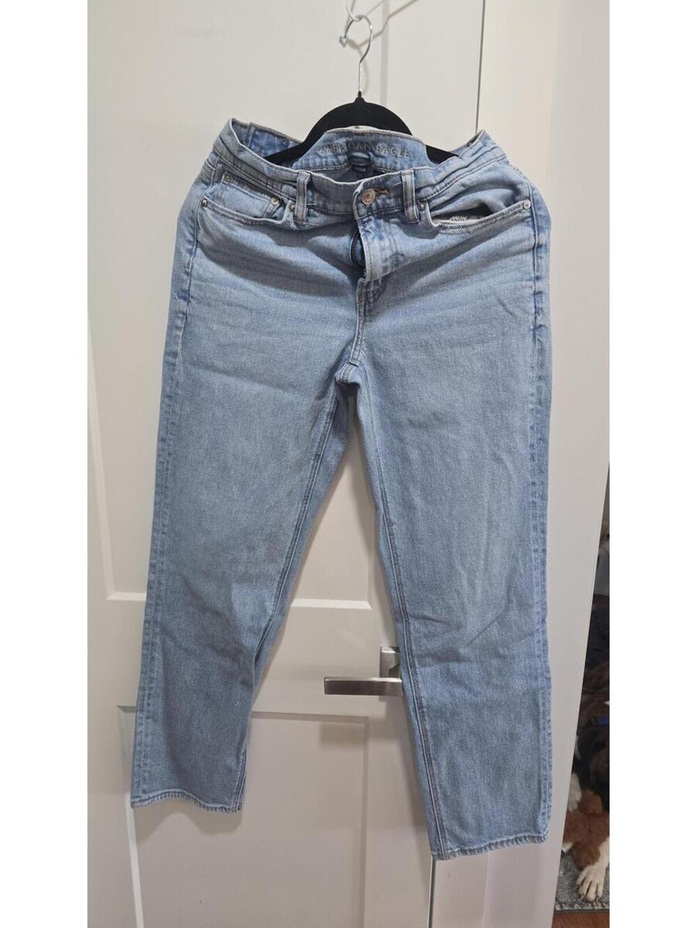 American Eagle Light Wash Stretch Jeans Size 6